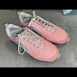 Women’s Air Max 720